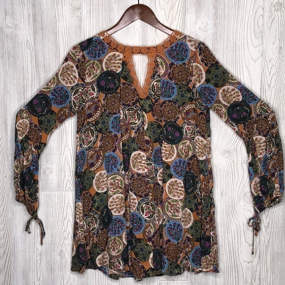Umgee Keyhole Floral Bell Sleeve Boho Dress